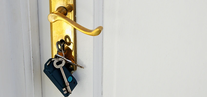 Broken Door Key Extraction in Arden-Arcade, CA